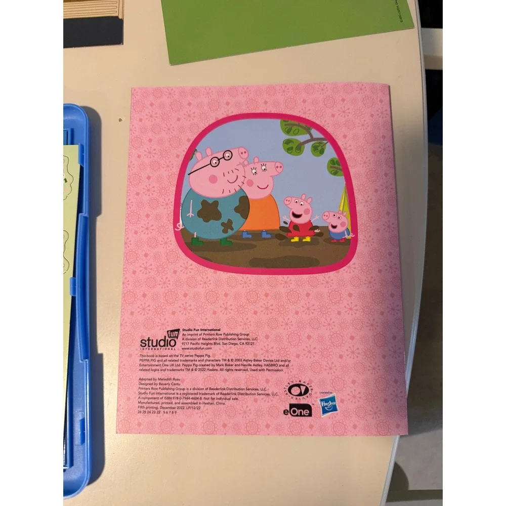 Peppa Pig Perfect Days Book and Magnetic Play Set Blue Carry Case with Magnets